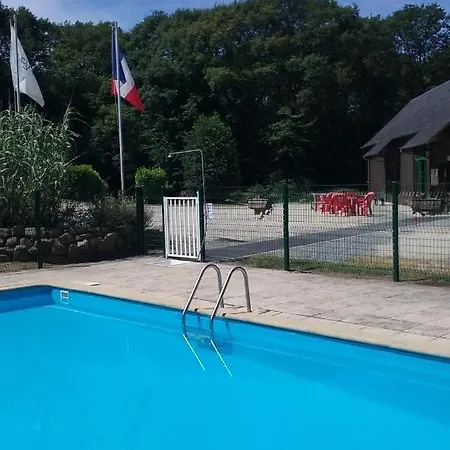 De La Croix Du Hetre *