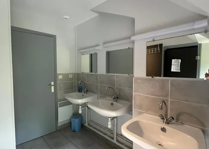 De La Croix Du Hetre * Hambers