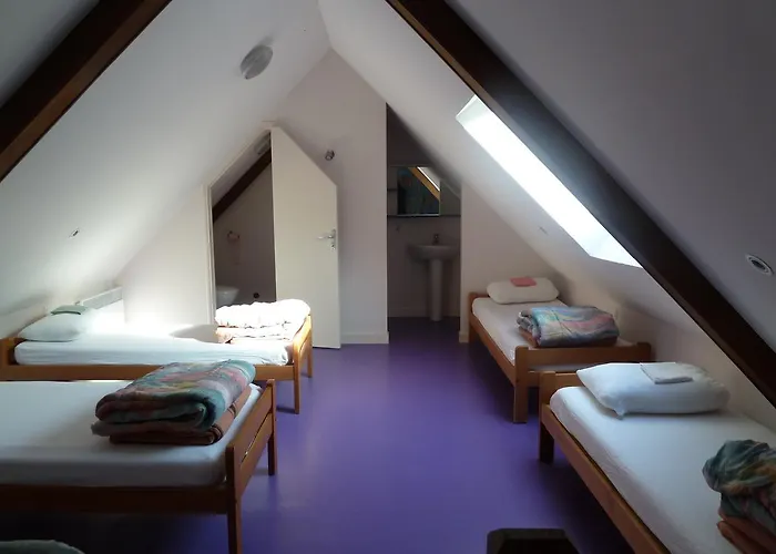 De La Croix Du Hetre * Hambers